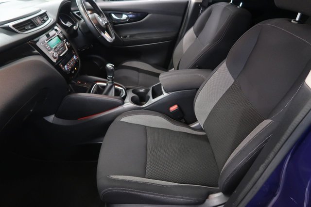 View our NISSAN QASHQAI