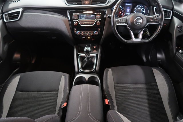 View our NISSAN QASHQAI
