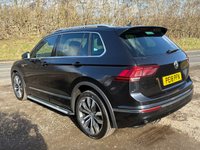 USED 2018 18 VOLKSWAGEN TIGUAN 2.0 TDI R-Line SUV 5dr Diesel DSG Euro 6 (s/s) (150 ps) FULL SERVICE HISTORY GREAT SPEC