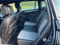 USED 2018 18 VOLKSWAGEN TIGUAN 2.0 TDI R-Line SUV 5dr Diesel DSG Euro 6 (s/s) (150 ps) FULL SERVICE HISTORY GREAT SPEC