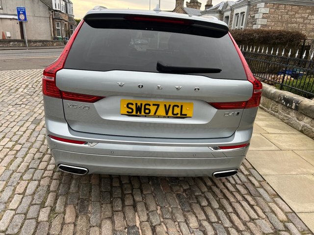 2017 VOLVO XC60 - Photo 12