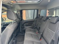 USED 2015 15 FORD TOURNEO CONNECT 1.6 EcoBoost Titanium Auto Euro 5 5dr LOW MILEAGE