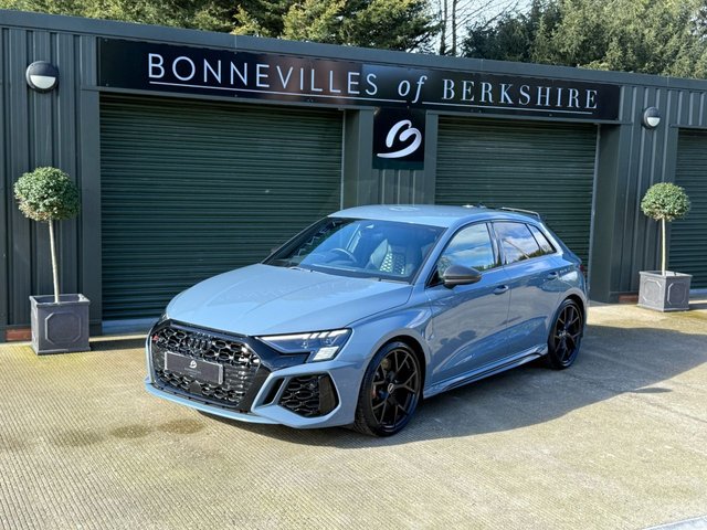 2022 72 Audi Rs3 2.5 TFSI Carbon Black Sportback 5dr Petrol S Tronic quattro Euro 6 (s/s) (400 ps)