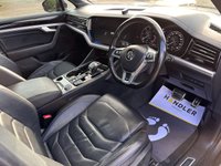 USED 2019 68 VOLKSWAGEN TOUAREG 3.0 TDI V6 R-Line Tech SUV 5dr Diesel Tiptronic 4Motion Euro 6 (s/s) (231 ps) REV CAM - 20 INCH - DIGITAL COCKPIT