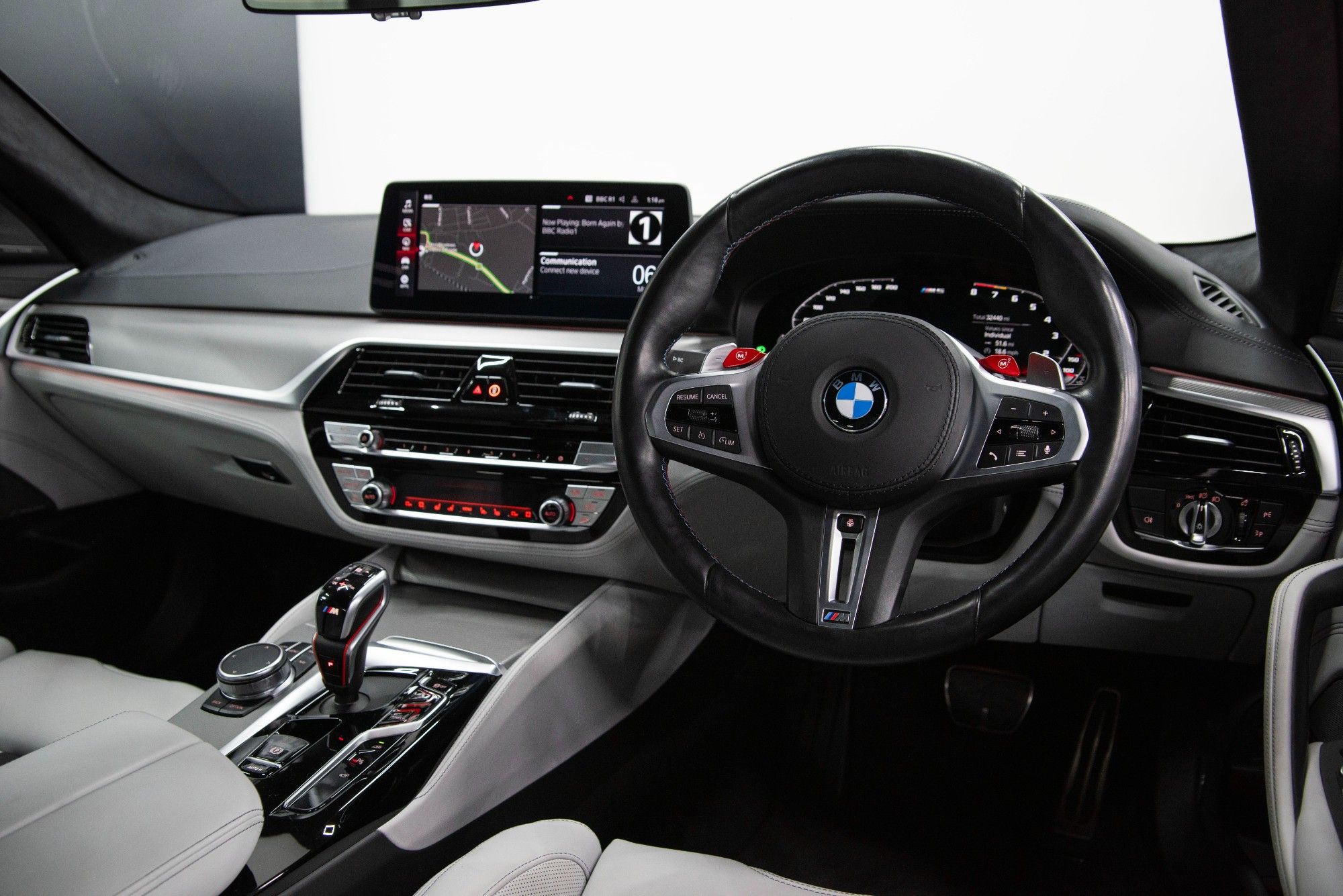 USED 2023 72 BMW M5 4.4i V8 Competition Saloon 