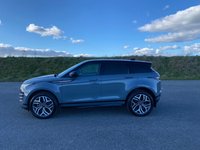 USED 2020 70 LAND ROVER RANGE ROVER EVOQUE 2.0 D180 MHEV First Edition SUV 5dr Diesel Auto 4WD Euro 6 (s/s) (180 ps) HIGHLY SPECIFIED EXAMPLE - JUST 16,800 MILES FROM NEW - MERIDIAN STEREO - RARE FIRST EDITION - STUNNING COLOUR COMBINATION