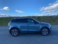 USED 2020 70 LAND ROVER RANGE ROVER EVOQUE 2.0 D180 MHEV First Edition SUV 5dr Diesel Auto 4WD Euro 6 (s/s) (180 ps) HIGHLY SPECIFIED EXAMPLE - JUST 16,800 MILES FROM NEW - MERIDIAN STEREO - RARE FIRST EDITION - STUNNING COLOUR COMBINATION