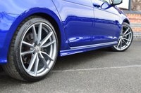USED 2016 66 VOLKSWAGEN GOLF 2.0 TSI BlueMotion Tech R Estate 5dr Petrol DSG 4MOTION Euro 6 (s/s) (300 ps) 1 OWNER / PAN ROOF / DYNAUDIO