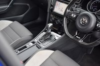 USED 2016 66 VOLKSWAGEN GOLF 2.0 TSI BlueMotion Tech R Estate 5dr Petrol DSG 4MOTION Euro 6 (s/s) (300 ps) 1 OWNER / PAN ROOF / DYNAUDIO