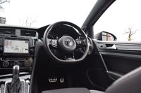 USED 2016 66 VOLKSWAGEN GOLF 2.0 TSI BlueMotion Tech R Estate 5dr Petrol DSG 4MOTION Euro 6 (s/s) (300 ps) 1 OWNER / PAN ROOF / DYNAUDIO