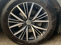 USED 2017 67 VOLKSWAGEN GOLF 1.4 TSI SE Nav Hatchback 5dr Petrol DSG Euro 6 (s/s) (125 ps) R LINE FACELIFT - DAB/FM/AM