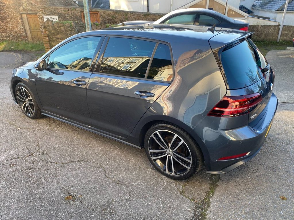 USED 2019 19 VOLKSWAGEN GOLF 2.0 TDI GTD Hatchback 5dr Diesel DSG Euro 6 (s/s) (184 ps) HEATED SEATS + SAT NAV + DAB
