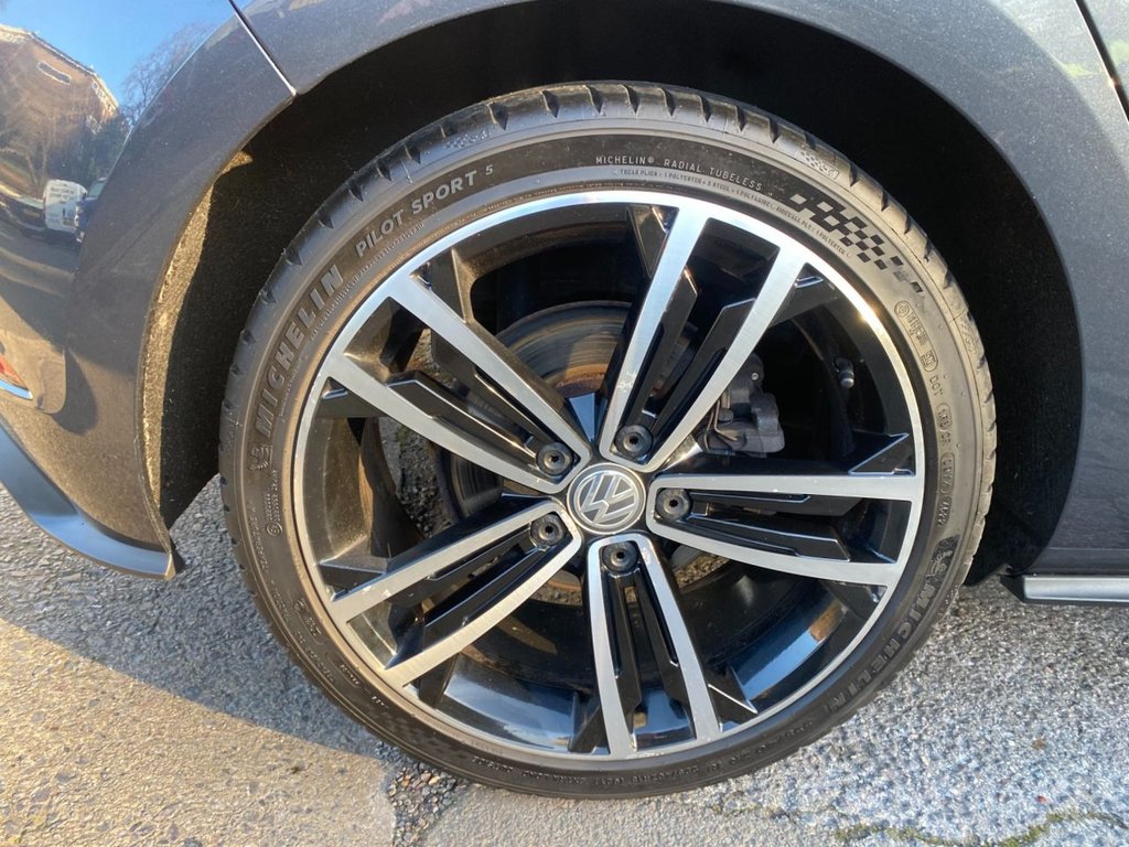 USED 2019 19 VOLKSWAGEN GOLF 2.0 TDI GTD Hatchback 5dr Diesel DSG Euro 6 (s/s) (184 ps) HEATED SEATS + SAT NAV + DAB