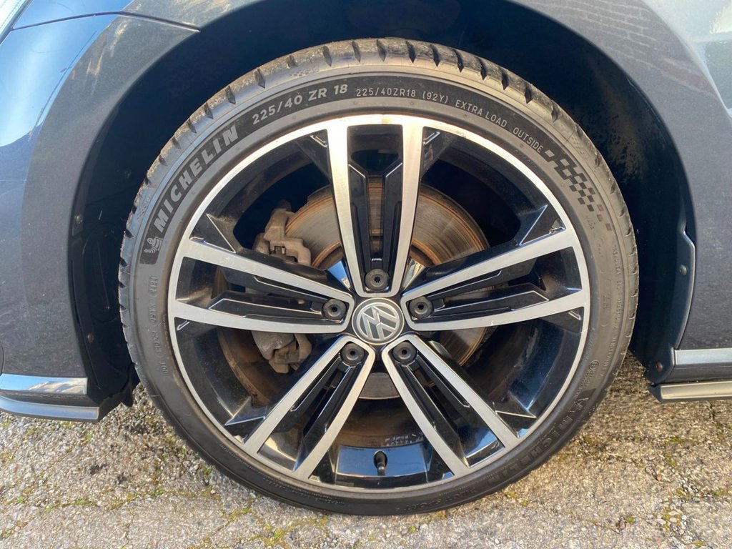 USED 2019 19 VOLKSWAGEN GOLF 2.0 TDI GTD Hatchback 5dr Diesel DSG Euro 6 (s/s) (184 ps) HEATED SEATS + SAT NAV + DAB