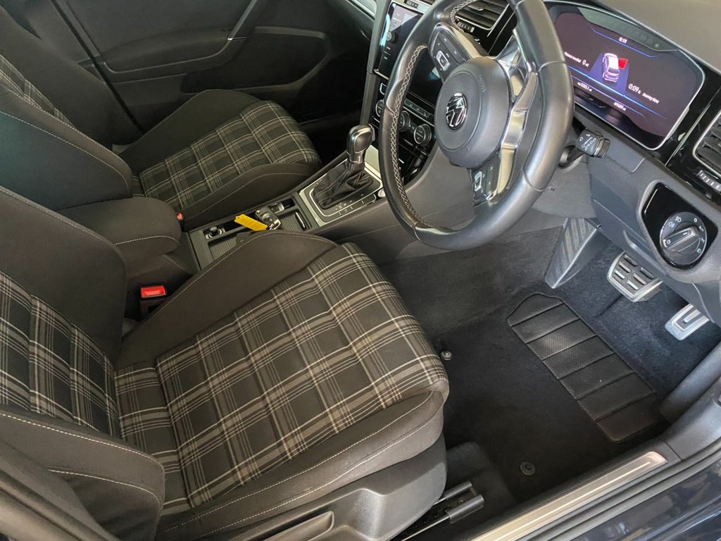 USED 2019 19 VOLKSWAGEN GOLF 2.0 TDI GTD Hatchback 5dr Diesel DSG Euro 6 (s/s) (184 ps) HEATED SEATS + SAT NAV + DAB