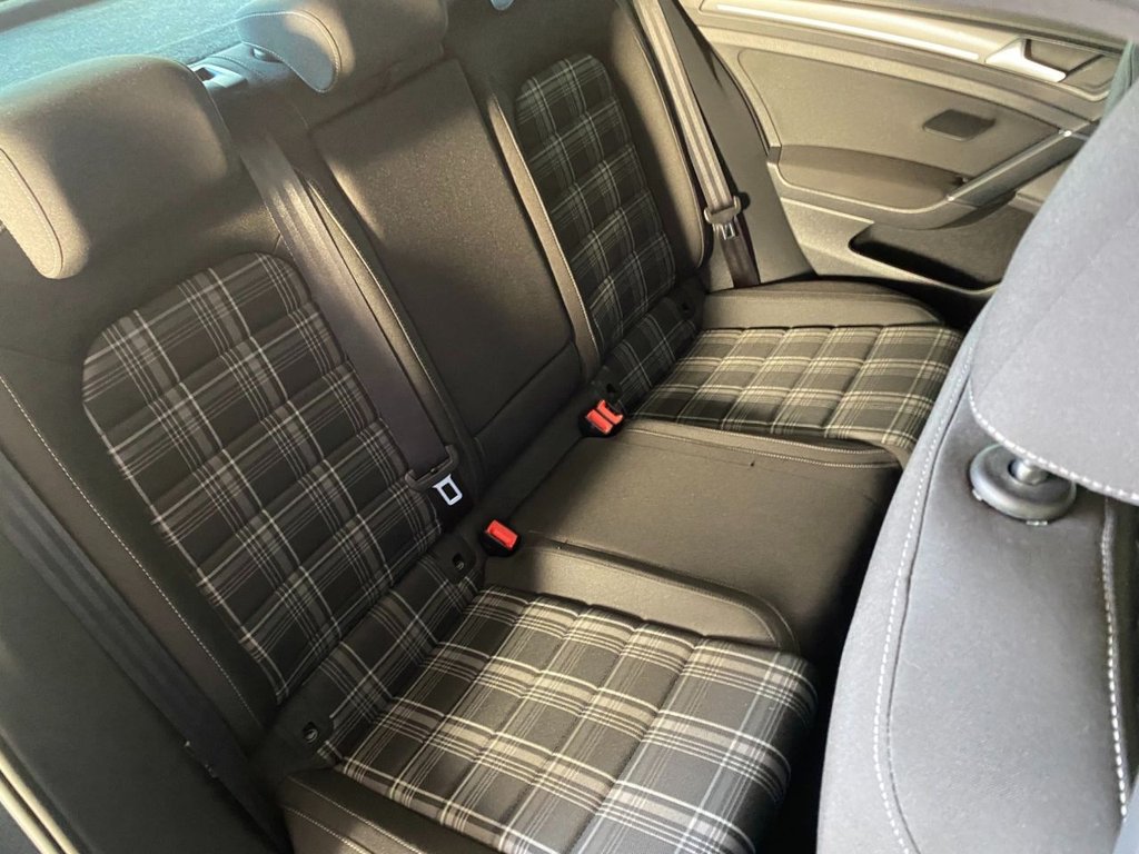 USED 2019 19 VOLKSWAGEN GOLF 2.0 TDI GTD Hatchback 5dr Diesel DSG Euro 6 (s/s) (184 ps) HEATED SEATS + SAT NAV + DAB