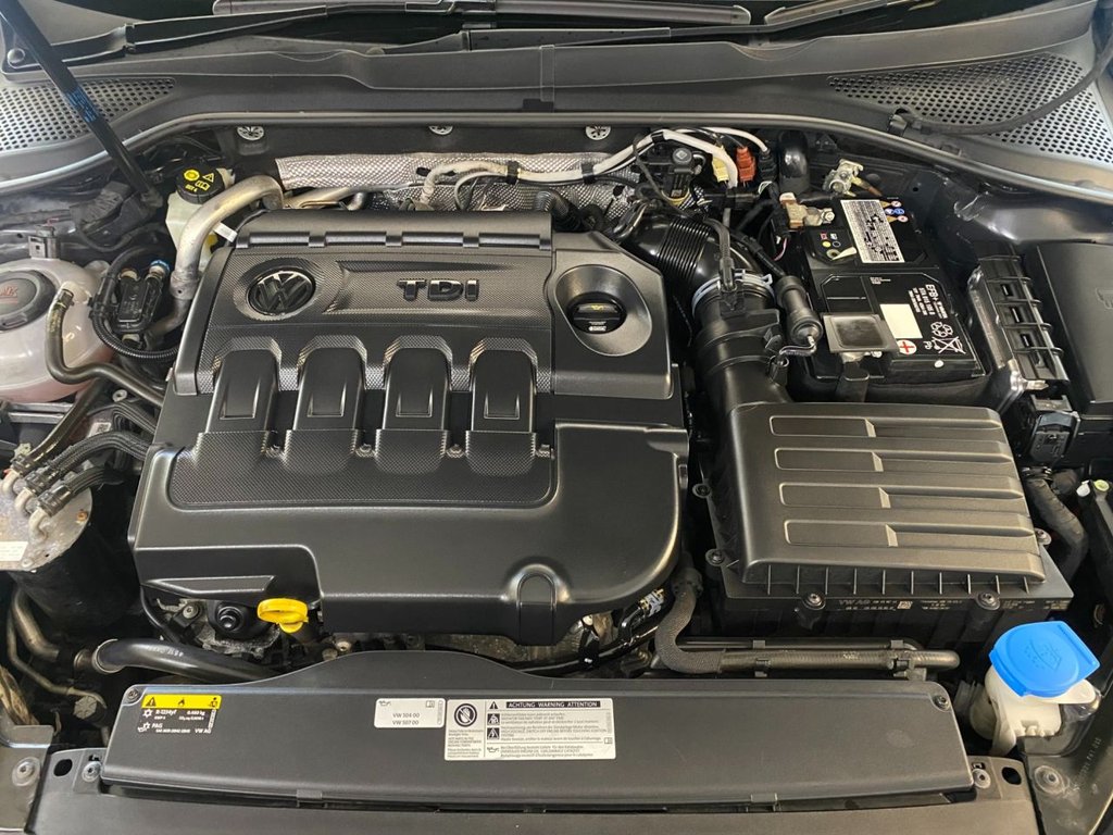 USED 2019 19 VOLKSWAGEN GOLF 2.0 TDI GTD Hatchback 5dr Diesel DSG Euro 6 (s/s) (184 ps) HEATED SEATS + SAT NAV + DAB
