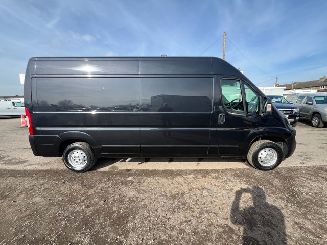 2020 Peugeot Boxer 2L Professional 5dr - Photo 4