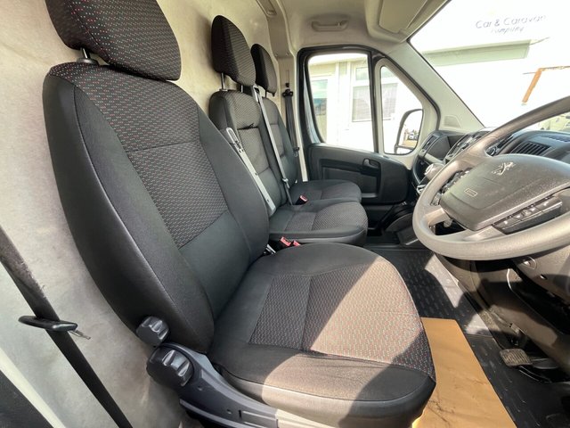 2020 Peugeot Boxer 2L Professional 5dr - Photo 11