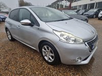 USED 2015 15 PEUGEOT 208 1.4 HDi Style Hatchback 5dr Diesel Manual Euro 5 (70 ps) &pound;20TAX+CRUISE+SATNAV+PANROOF+BLUETOOTH+PARK SENSORS