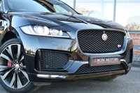 USED 2016 66 JAGUAR F-PACE 3.0 V6 S SUV 5dr Petrol Auto AWD Euro 6 (s/s) (380 ps) DEPLOYABLE STEPS / SLIDING PAN