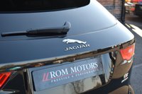 USED 2016 66 JAGUAR F-PACE 3.0 V6 S SUV 5dr Petrol Auto AWD Euro 6 (s/s) (380 ps) DEPLOYABLE STEPS / SLIDING PAN