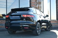 USED 2016 66 JAGUAR F-PACE 3.0 V6 S SUV 5dr Petrol Auto AWD Euro 6 (s/s) (380 ps) DEPLOYABLE STEPS / SLIDING PAN