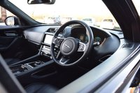 USED 2016 66 JAGUAR F-PACE 3.0 V6 S SUV 5dr Petrol Auto AWD Euro 6 (s/s) (380 ps) DEPLOYABLE STEPS / SLIDING PAN