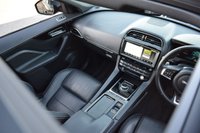 USED 2016 66 JAGUAR F-PACE 3.0 V6 S SUV 5dr Petrol Auto AWD Euro 6 (s/s) (380 ps) DEPLOYABLE STEPS / SLIDING PAN