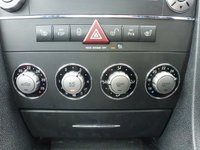 USED 2009 59 MERCEDES-BENZ SLK 1.8 SLK200K Convertible 2dr Petrol Tiptronic Euro 4 (184 ps) www.suffolkcarcentre.co.uk - Located a Reydon