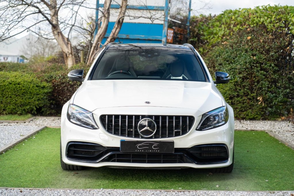 USED 2019 19 MERCEDES-BENZ C-CLASS 4.0 C63 V8 BiTurbo AMG S (Premium Plus) Estate 5dr Petrol SpdS MCT Euro 6 (s/s) (510 ps) A VERY WELL PRESENTED AND CARED FOR EXAMPLE WITH FULL IMPECCABLE MERCEDES BENZ MAIN DEALER SERVICE HISTORY WITH FULL SERVICE JUST COMPLETED