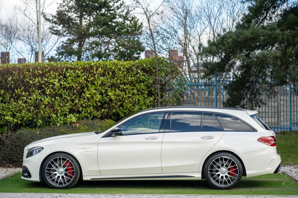 USED 2019 19 MERCEDES-BENZ C-CLASS 4.0 C63 V8 BiTurbo AMG S (Premium Plus) Estate 5dr Petrol SpdS MCT Euro 6 (s/s) (510 ps) A VERY WELL PRESENTED AND CARED FOR EXAMPLE WITH FULL IMPECCABLE MERCEDES BENZ MAIN DEALER SERVICE HISTORY WITH FULL SERVICE JUST COMPLETED