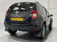 USED 2017 66 DACIA DUSTER 1.2 TCe Laureate SUV 5dr Petrol Manual 4WD Euro 6 (s/s) (125 ps) LOW MILEAGE, 4WD, NAV, DAB