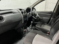 USED 2017 66 DACIA DUSTER 1.2 TCe Laureate SUV 5dr Petrol Manual 4WD Euro 6 (s/s) (125 ps) LOW MILEAGE, 4WD, NAV, DAB