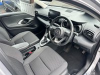 USED 2022 71 TOYOTA YARIS 1.5 VVT-h Design Hatchback 5dr Petrol Hybrid E-CVT Euro 6 (s/s) (116 ps) ** RAC BUYSURE INSPECTED **