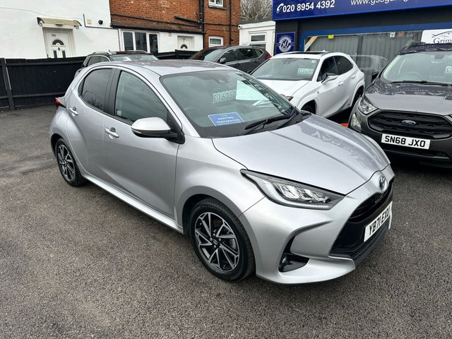 2022 71 Toyota Yaris 1.5 VVT-h Design Hatchback 5dr Petrol Hybrid E-CVT Euro 6 (s/s) (116 ps)