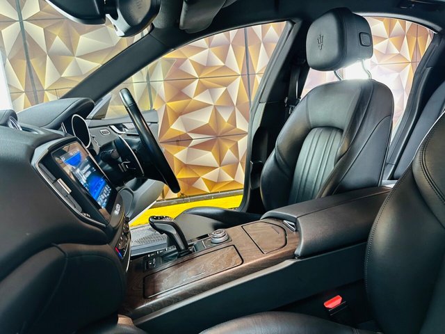 2019 MASERATI GHIBLI 3.0 V6 Royale ZF Euro 6 (s/s) 4dr - Photo 6