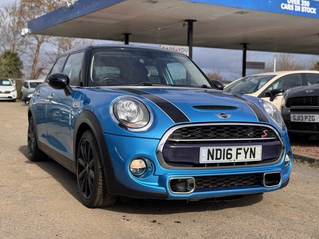 View our MINI Hatch 2.0 Cooper SD Hatchback 5dr Diesel Manual Euro 6 (s/s) (170 ps)