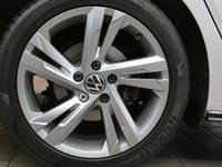 USED 2022 71 VOLKSWAGEN GOLF 1.5 eTSI MHEV R-Line Estate 5dr Petrol Hybrid DSG Euro 6 (s/s) (150 ps) SAT NAV PART LEATHER PARKING SENSORS 1 OWNER SERVICE HISTORY WARRANTY