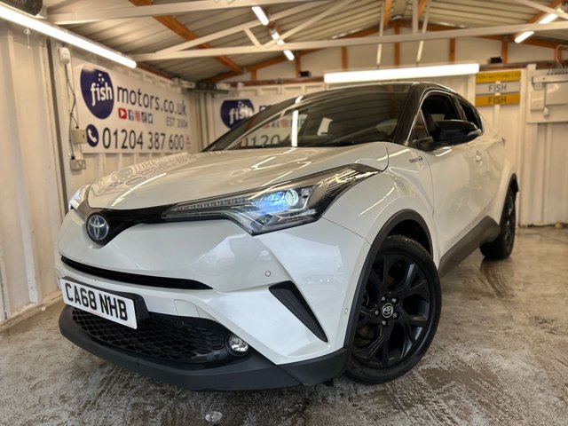 2018 68 TOYOTA C-HR 1.8 VVT-h Dynamic SUV 5dr Petrol Hybrid CVT Euro 6 (s/s) (122 ps)+2 KEYS+HISTORY+MEDIA+NAVIGATION+PREMIUM PACK+LEATHER SEATS 2 KEYS+TOYOTAWARRANTY UNTIL JANUARY 2026+HISTORY+PARK ASSIST+NAV+FULL LEATHER HEATED SEATS+CRUISE+REVERSE CAMERA+AUTOLIGHTS+18" ALLOYS+PRIVACY+TOW BAR+DAB+HPI CLEAR