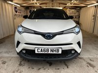USED 2018 68 TOYOTA C-HR 1.8 VVT-h Dynamic SUV 5dr Petrol Hybrid CVT Euro 6 (s/s) (122 ps)+2 KEYS+HISTORY+MEDIA+NAVIGATION+PREMIUM PACK+LEATHER SEATS 2 KEYS+TOYOTAWARRANTY UNTIL JANUARY 2026+HISTORY+PARK ASSIST+NAV+FULL LEATHER HEATED SEATS+CRUISE+REVERSE CAMERA+AUTOLIGHTS+18" ALLOYS+PRIVACY+TOW BAR+DAB+HPI CLEAR