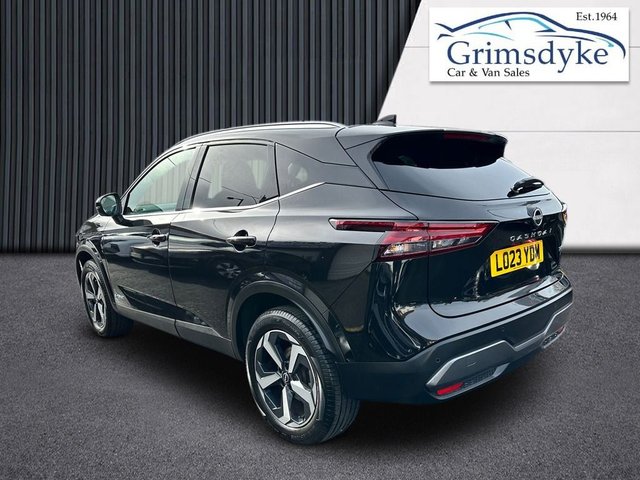 View our NISSAN QASHQAI