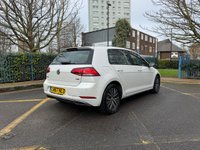 USED 2017 67 VOLKSWAGEN GOLF 1.4 TSI BlueMotion Tech SE Hatchback 5dr Petrol DSG Euro 6 (s/s) (125 ps) 