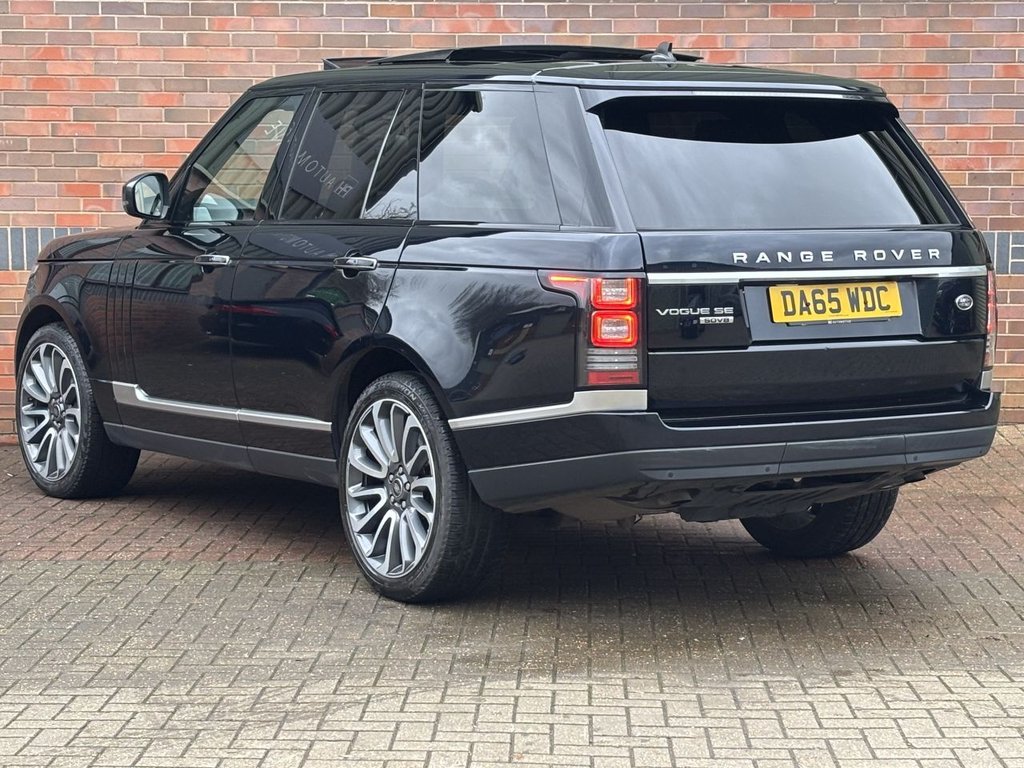USED 2015 65 LAND ROVER RANGE ROVER 4.4 SD V8 Vogue SE SUV 5dr Diesel Auto 4WD Euro 5 (339 ps) SLIDING ROOF | 1 YEAR WARRANTY