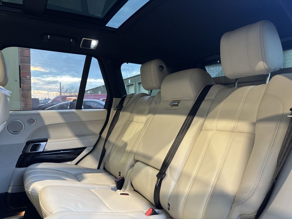 USED 2015 65 LAND ROVER RANGE ROVER 4.4 SD V8 Vogue SE SUV 5dr Diesel Auto 4WD Euro 5 (339 ps) SLIDING ROOF | 1 YEAR WARRANTY