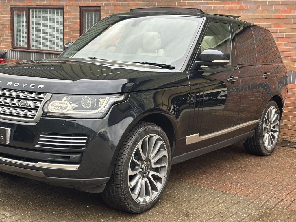 USED 2015 65 LAND ROVER RANGE ROVER 4.4 SD V8 Vogue SE SUV 5dr Diesel Auto 4WD Euro 5 (339 ps) SLIDING ROOF | 1 YEAR WARRANTY