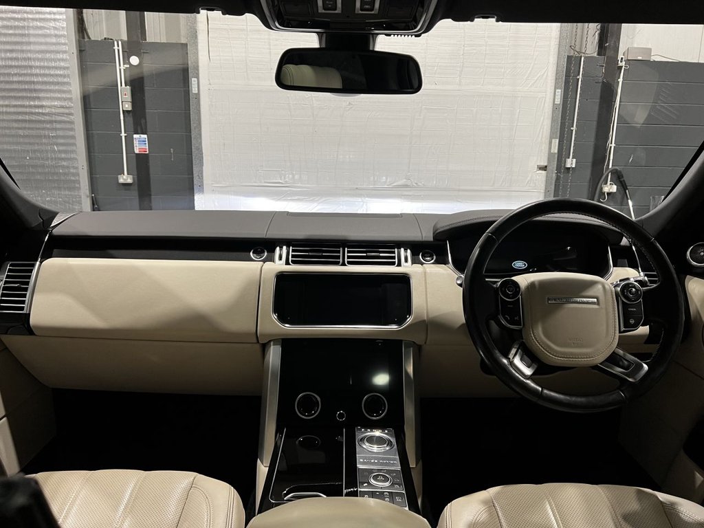 USED 2015 65 LAND ROVER RANGE ROVER 4.4 SD V8 Vogue SE SUV 5dr Diesel Auto 4WD Euro 5 (339 ps) SLIDING ROOF | 1 YEAR WARRANTY