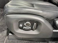 USED 2017 17 LAND ROVER RANGE ROVER 4.4 SD V8 Vogue SE SUV 5dr Diesel Auto 4WD Euro 6 (s/s) (339 ps) 1 Owner, 58200 Miles Complete Supplying Dealer Service Record , Striking Silicon Silver Premium Paint , Black Ebony Leather, Sliding Glass Panoramic Roof, Electrically Deployable Towbar