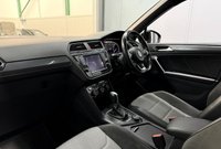 USED 2017 17 VOLKSWAGEN TIGUAN 2.0 TDI BlueMotion Tech R-Line SUV 5dr Diesel DSG 4Motion Euro 6 (s/s) (150 ps) Heated Seats | Camera | Navigation