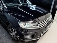 USED 2016 16 VOLKSWAGEN TOUAREG 3.0 TDI V6 BlueMotion Tech R-Line SUV 5dr Diesel Tiptronic 4WD Euro 6 (s/s) (262 ps) Park Assist